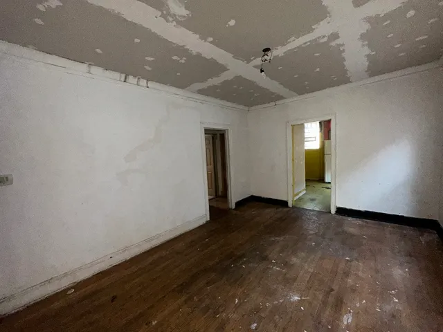 $125,000 | 8039 South Ingleside Avenue, Chicago, IL 60619