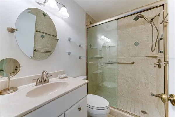 $2,395 | 1608 Stickney Point Road, Unit 1608204, Sarasota, FL 34231