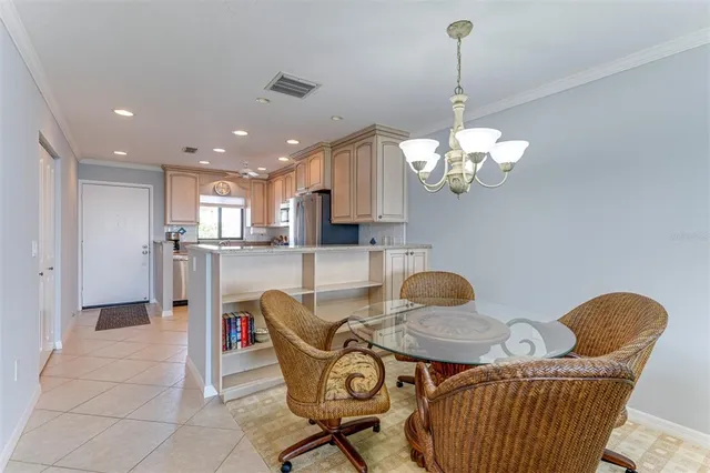 $2,395 | 1608 Stickney Point Road, Unit 1608204, Sarasota, FL 34231