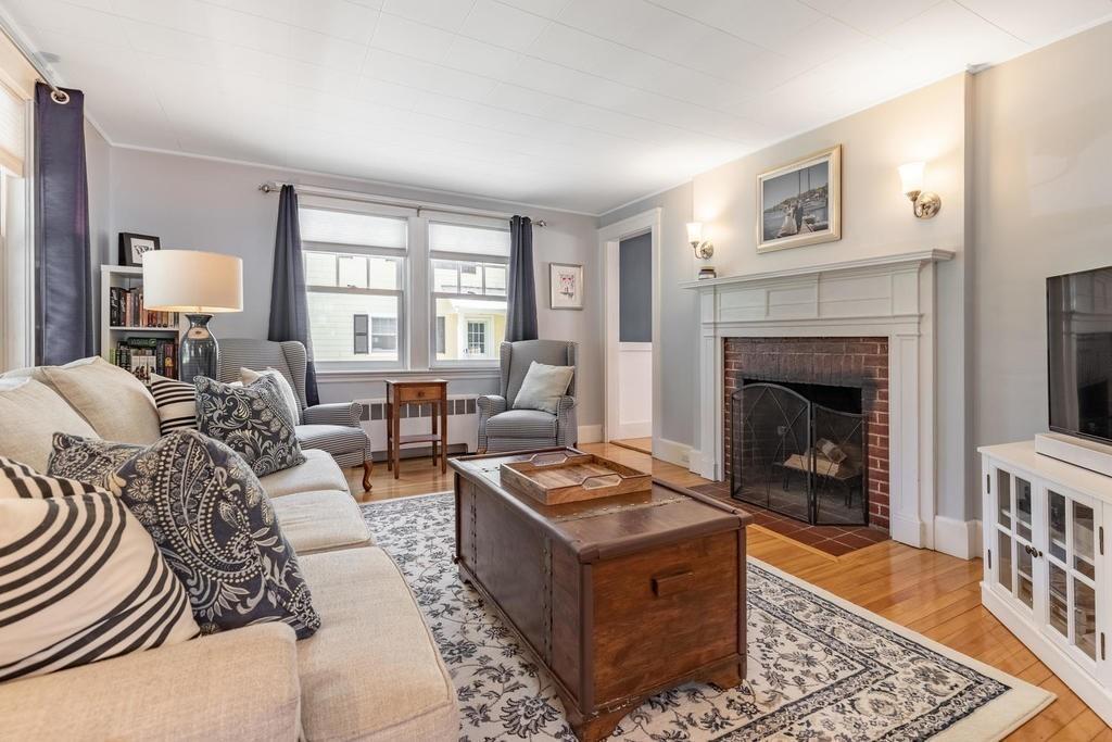 76 Linden Road Melrose, MA 02176 - Photo 6 of 29 Gallery Image 6