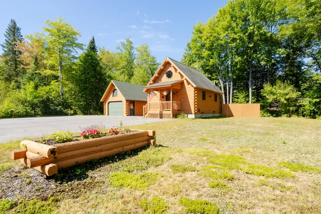 $343,900 | 273 Lemon Stream Road, New Portland, ME 04961