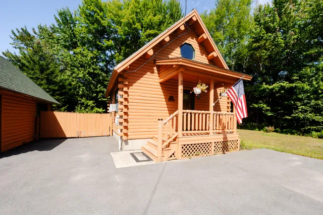 $343,900 | 273 Lemon Stream Road, New Portland, ME 04961