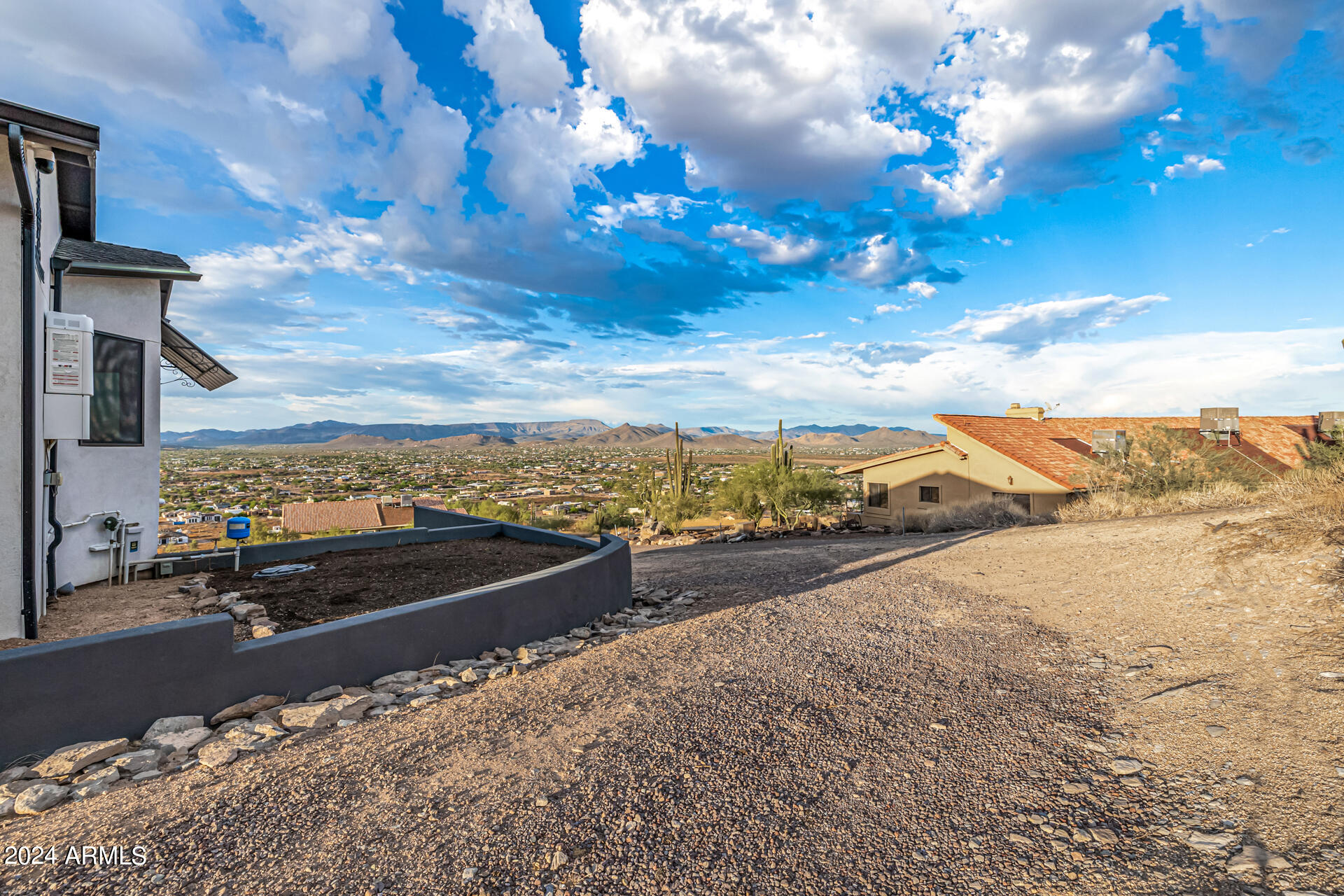 1829 West Cloud Road Phoenix, AZ 85086 - Photo 105 of 137 0216-108-Cloud