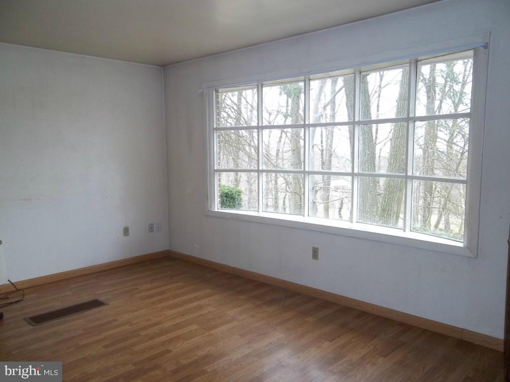 4420 Fairview Road Columbia, PA 17512 - Photo 4 of 13 Gallery Image 4