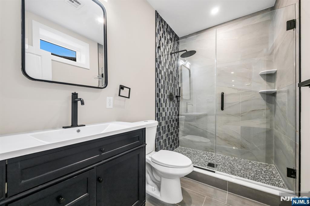 623 Alberta Drive Paramus, NJ 07652 - Photo 48 of 48