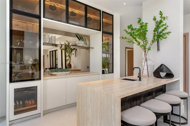 $11,995,000 | 6730 Southwest 115th Street, Pinecrest, FL 33156