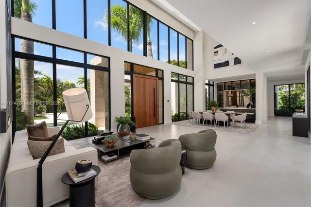 $11,995,000 | 6730 Southwest 115th Street, Pinecrest, FL 33156