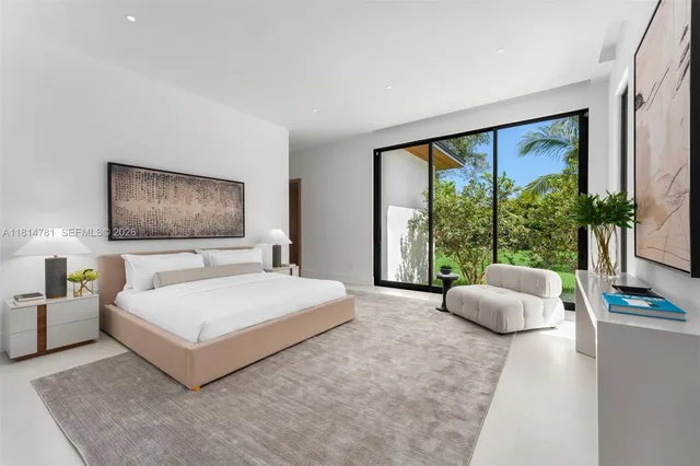 $11,995,000 | 6730 Southwest 115th Street, Pinecrest, FL 33156