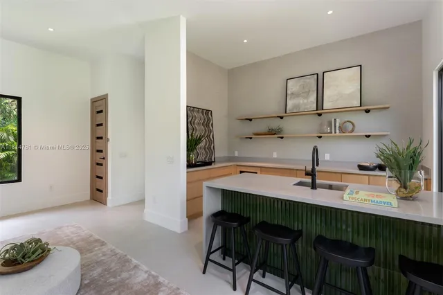 $11,995,000 | 6730 Southwest 115th Street, Pinecrest, FL 33156