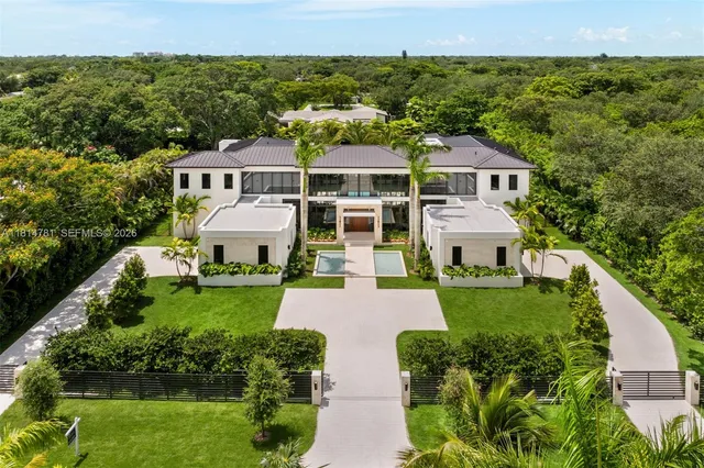 $11,995,000 | 6730 Southwest 115th Street, Pinecrest, FL 33156