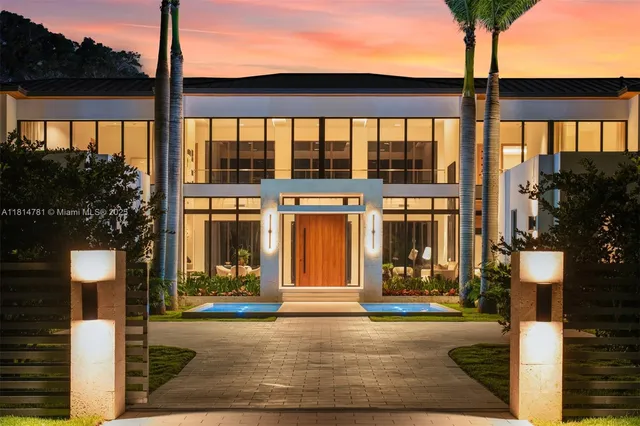 $11,995,000 | 6730 Southwest 115th Street, Pinecrest, FL 33156