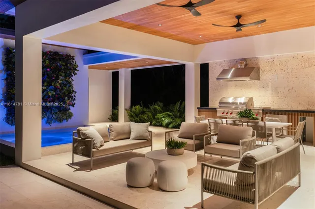 $11,995,000 | 6730 Southwest 115th Street, Pinecrest, FL 33156