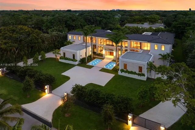 $11,995,000 | 6730 Southwest 115th Street, Pinecrest, FL 33156