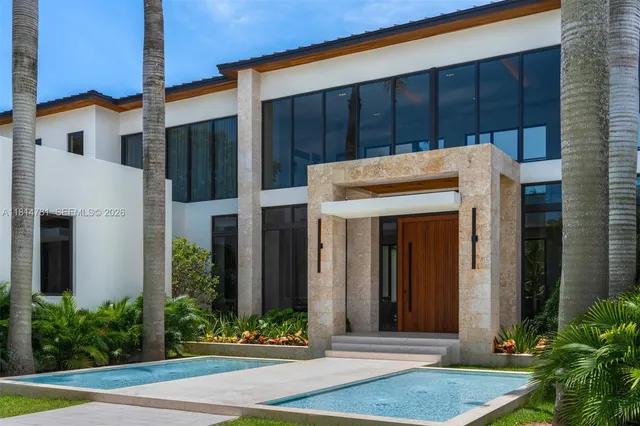 $11,995,000 | 6730 Southwest 115th Street, Pinecrest, FL 33156