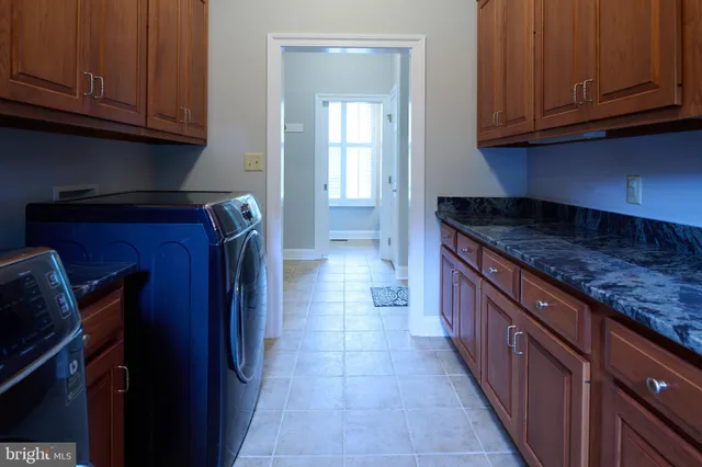 $1,045,000 | 113 Manhasset Drive, Port Matilda, PA 16870