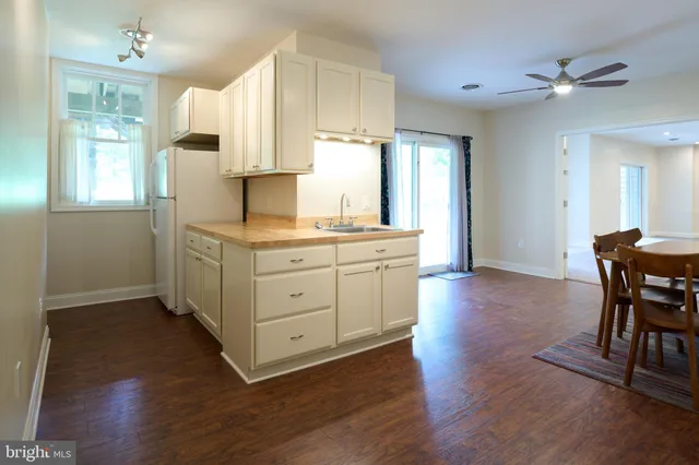 $1,045,000 | 113 Manhasset Drive, Port Matilda, PA 16870