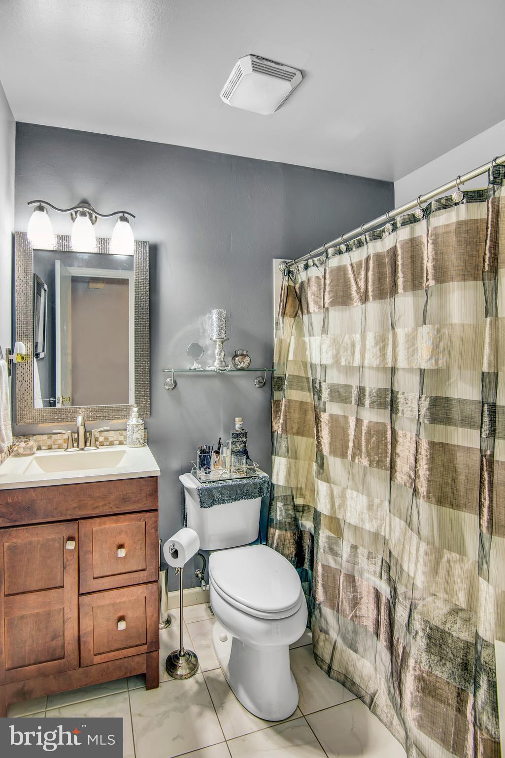 6825 Southfield Road Fort Washington, MD 20744 - Photo 17 of 30 Bath