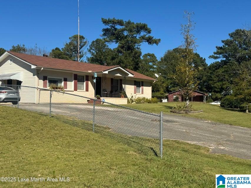 923 Nimitz Avenue Talladega, AL 35160 - Photo 1 of 35