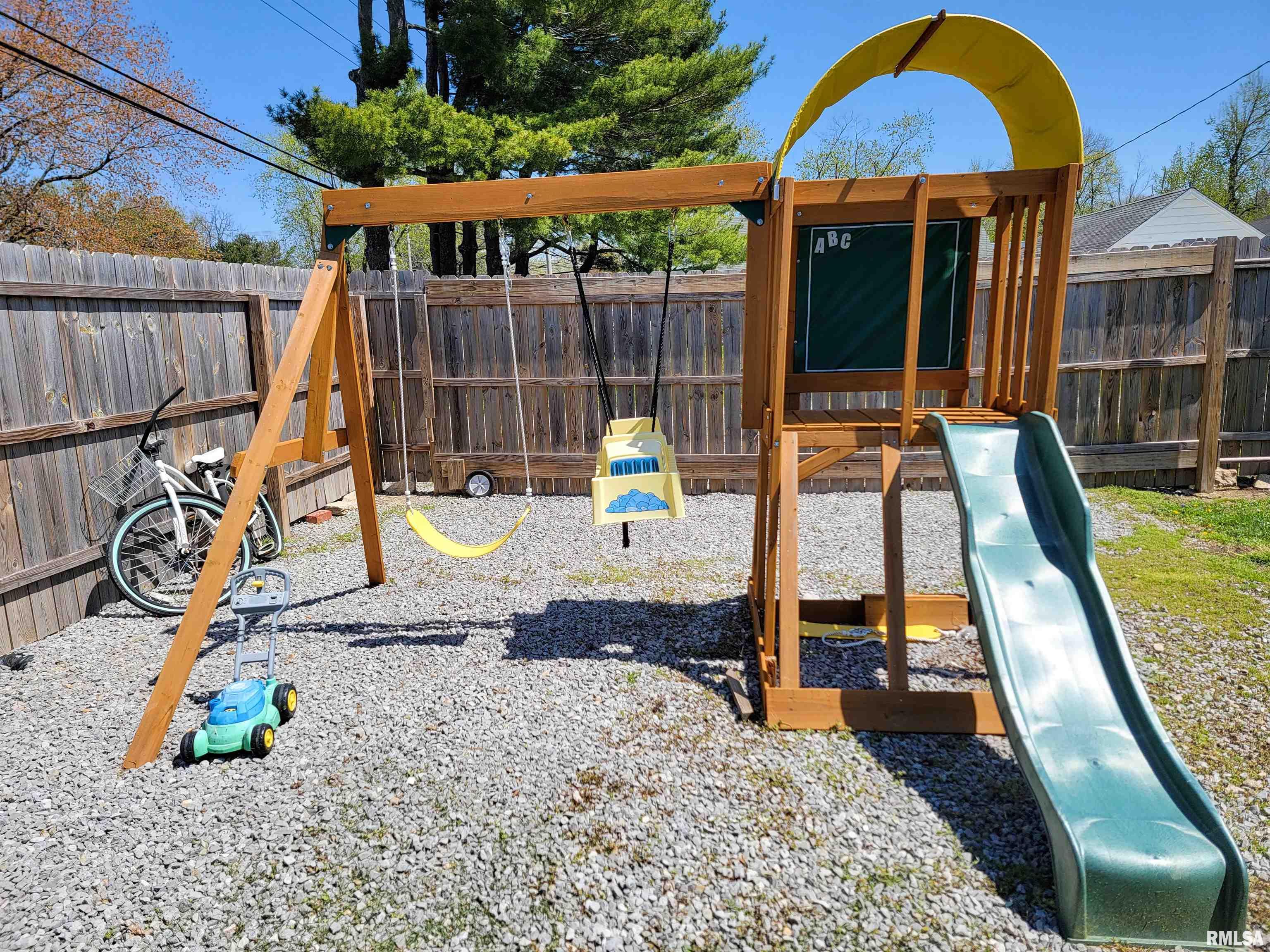 1122 Rider Street Flora, IL 62839 - Photo 32 of 66