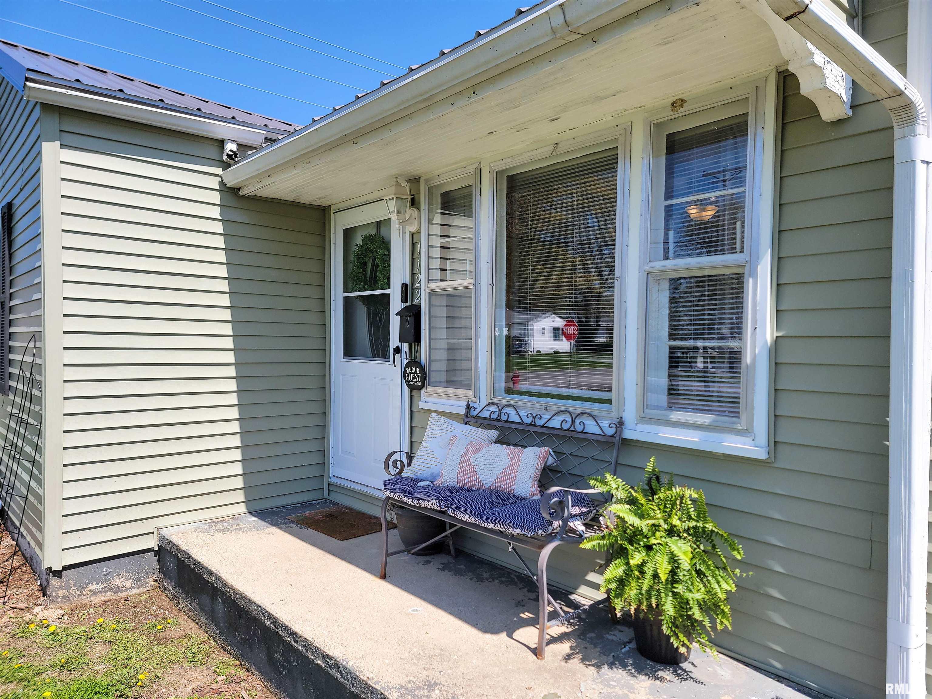 1122 Rider Street Flora, IL 62839 - Photo 5 of 66