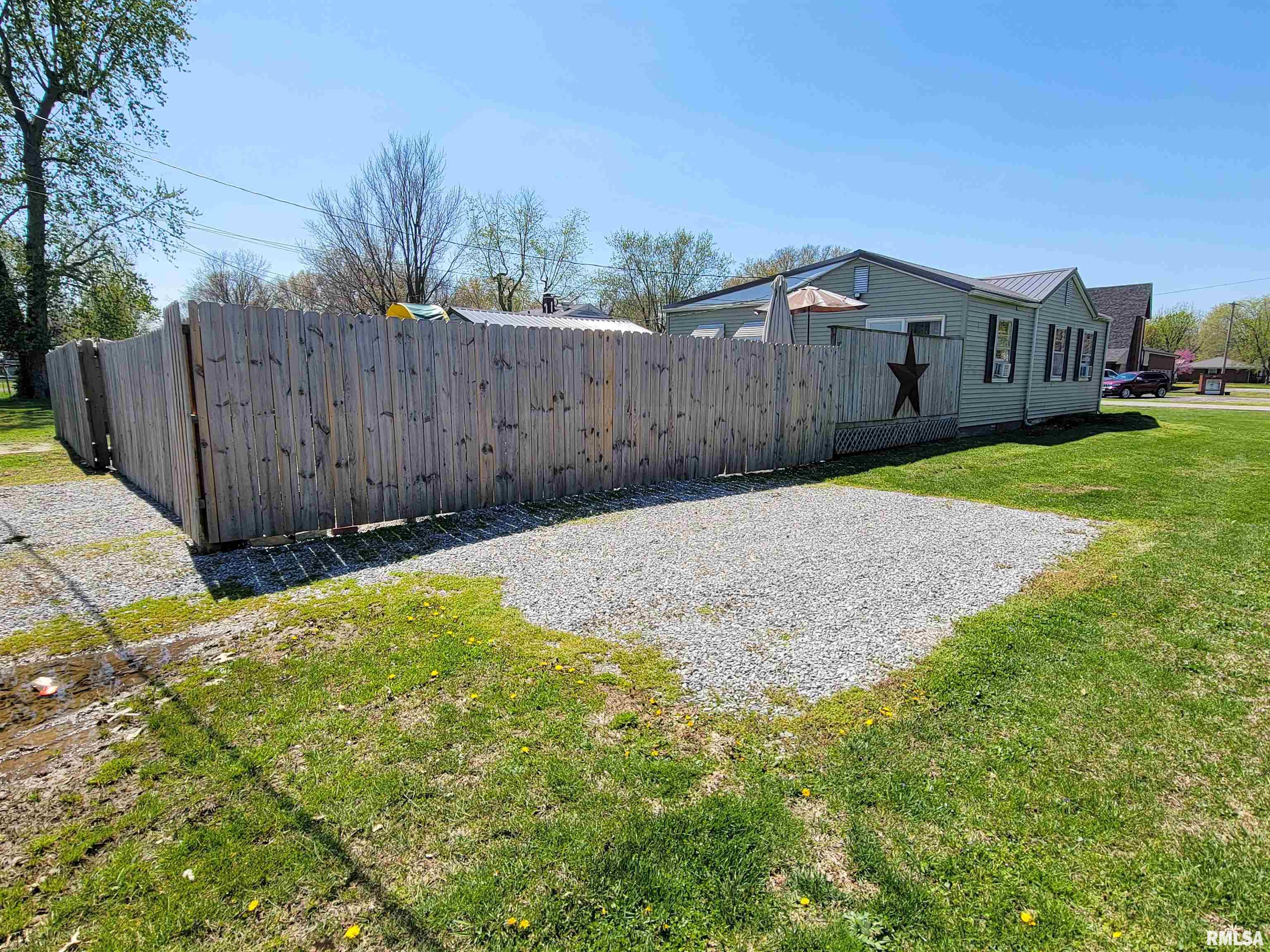 1122 Rider Street Flora, IL 62839 - Photo 64 of 66