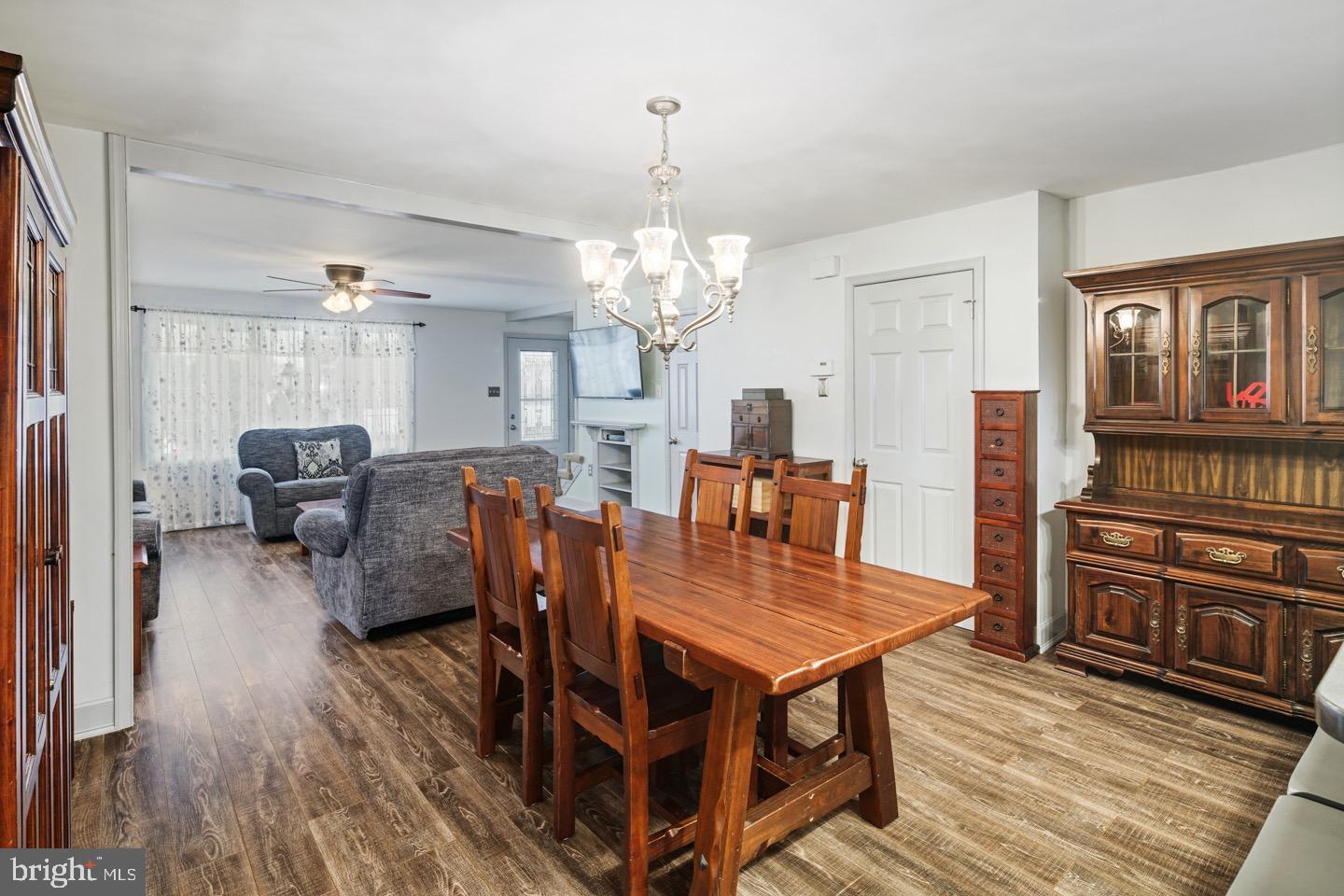 10108 West Keswick Road Philadelphia, PA 19114 - Photo 8 of 38 Gallery Image 8