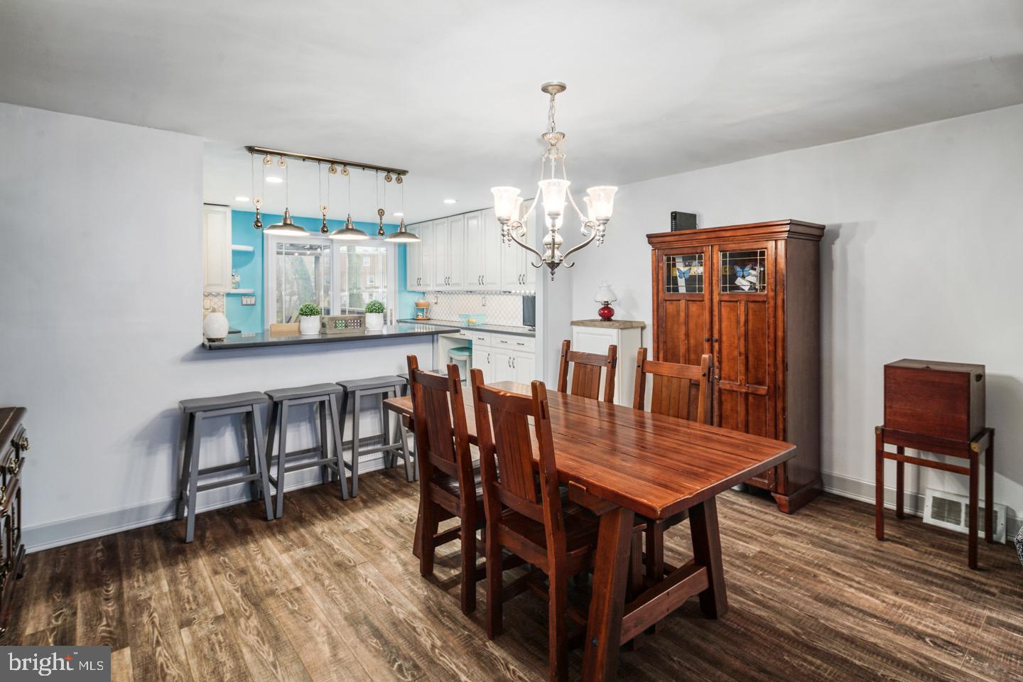 10108 West Keswick Road Philadelphia, PA 19114 - Photo 10 of 38 Gallery Image 10