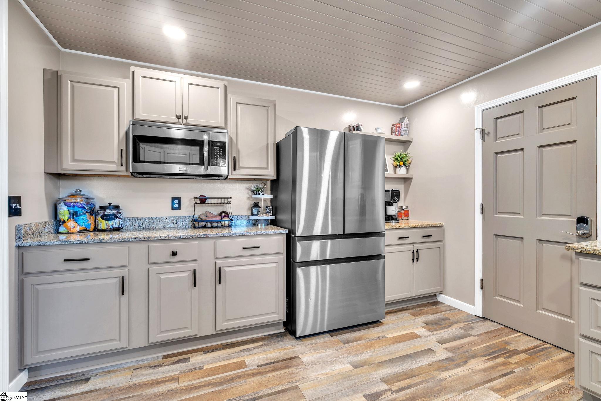 425 Hannon Road Inman, SC 29349 - Photo 14 of 32