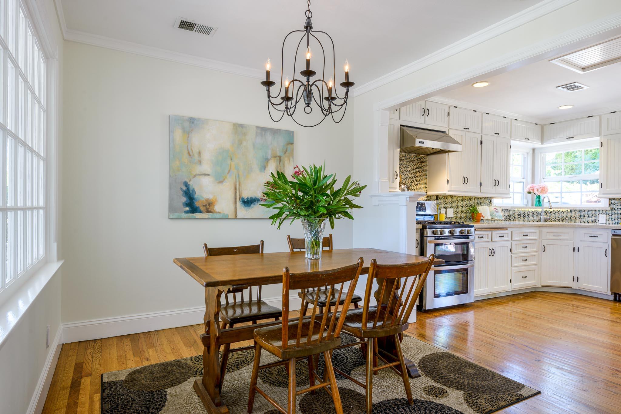 824 Cheltenham Road Santa Barbara, CA 93105 - Photo 4 of 14 Dining Area