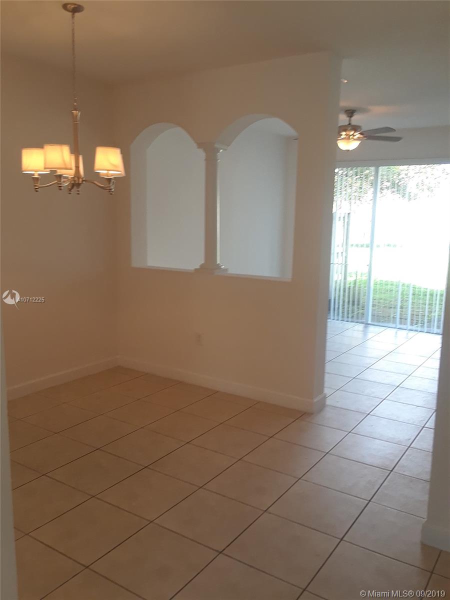 3168 Northeast 11th Street Homestead, FL 33033 - Photo 18 of 24 Dinning Area