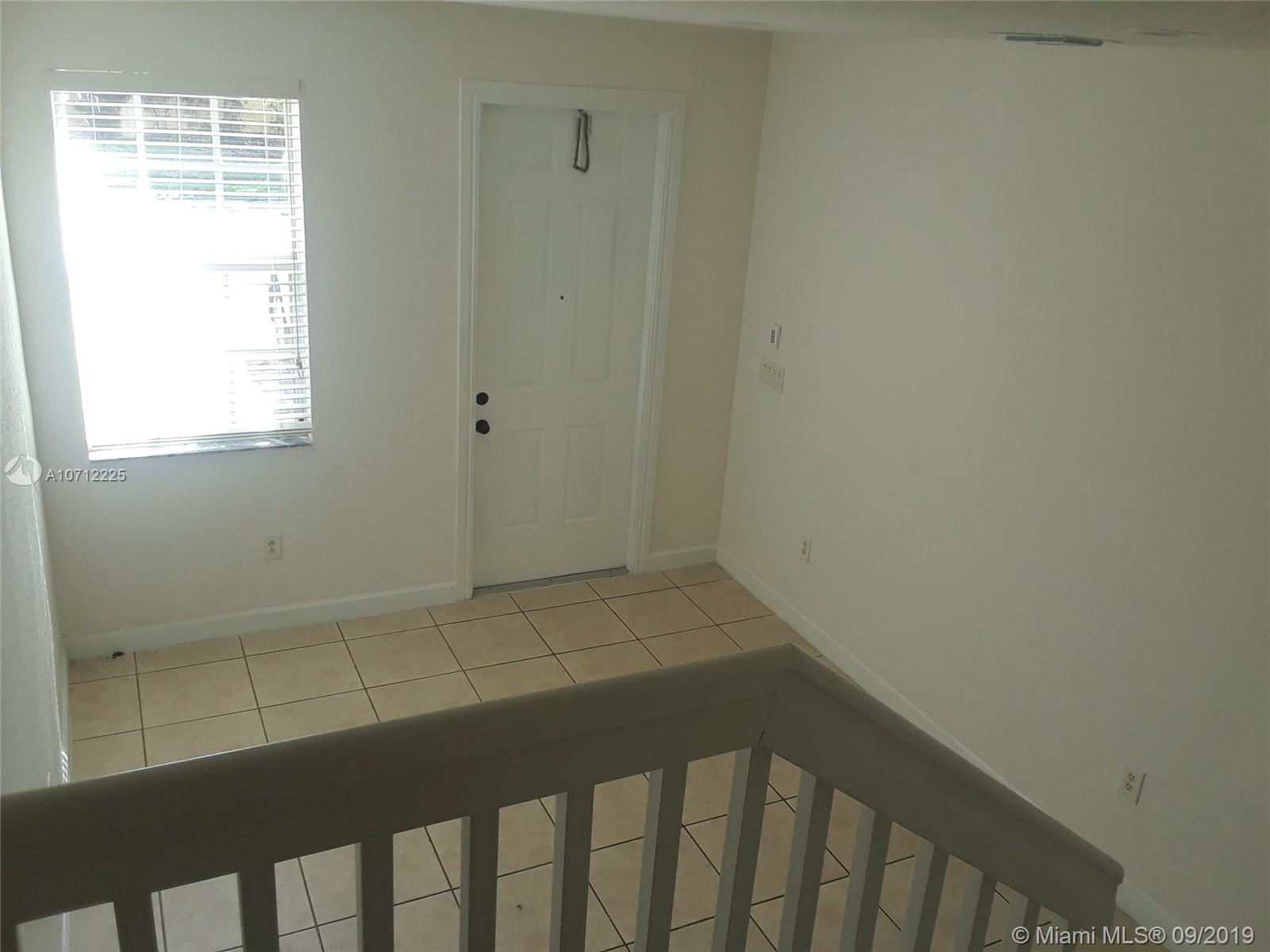 3168 Northeast 11th Street Homestead, FL 33033 - Photo 19 of 24 Entrance/Living room