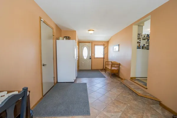 $599,900 | 48994 County Road 13, St. Peter, MN 56082