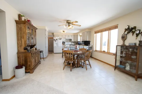$599,900 | 48994 County Road 13, St. Peter, MN 56082