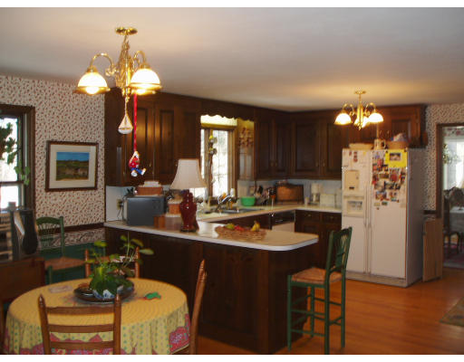 19 Woodcrest Road Manchester, MA 01944 - Photo 3 of 7 Gallery Image 3