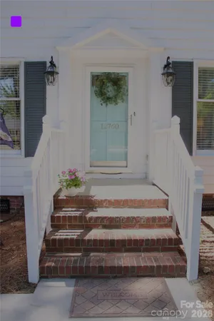 a view of entryway