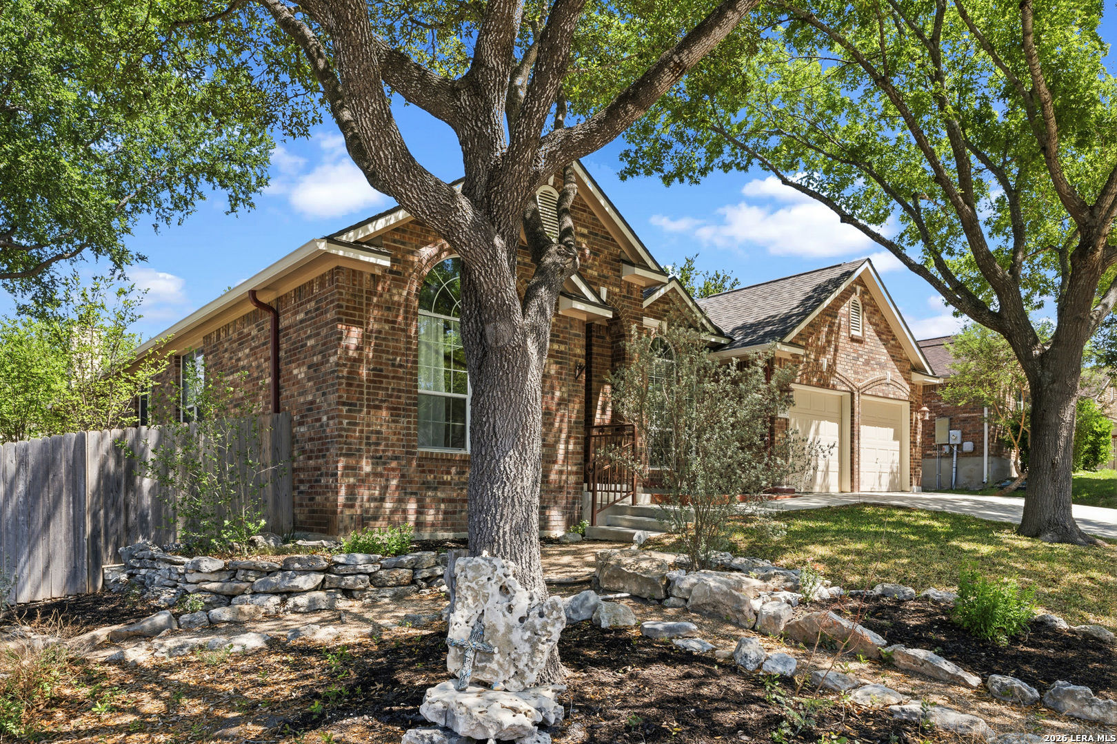 200 Summit View Cibolo, TX 78108 - Photo 3 of 32