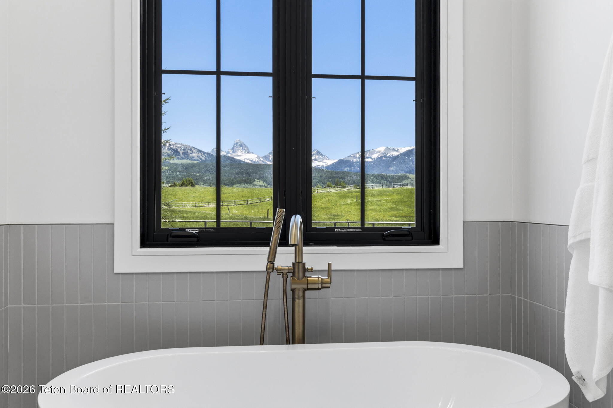 2331 Indian Ridge Road Tetonia, ID 83452 - Photo 50 of 81 View from Tub