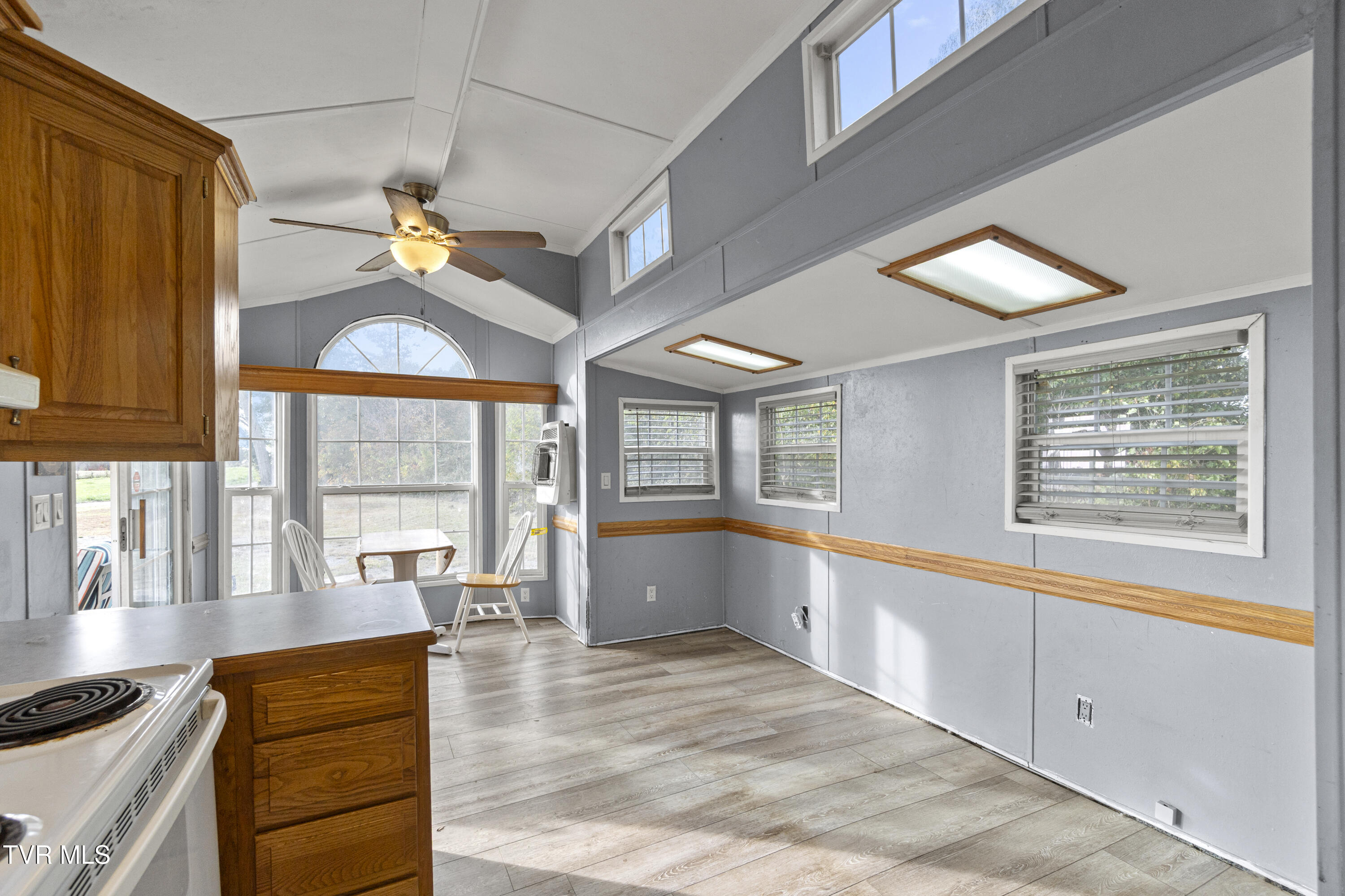 202 Tweed Road, Unit 14 Telford, TN 37690 - Photo 14 of 25 DSC09927