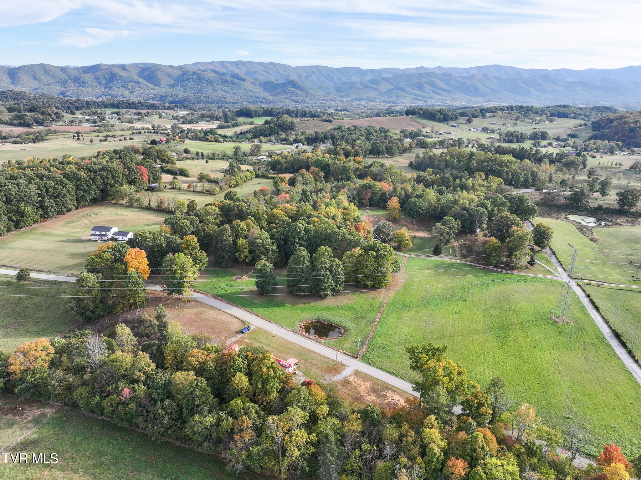 202 Tweed Road, Unit 14 Telford, TN 37690 - Photo 21 of 25 DJI_20251015192421_0738_D