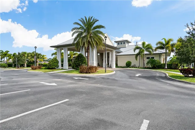 $364,900 | 6045 Red Maple Manor, Vero Beach, FL 32966