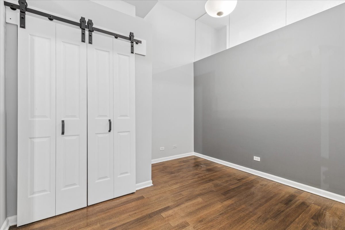 523 North Racine Avenue, Unit 1 Chicago, IL 60642 - Photo 13 of 29 Gallery Image 13