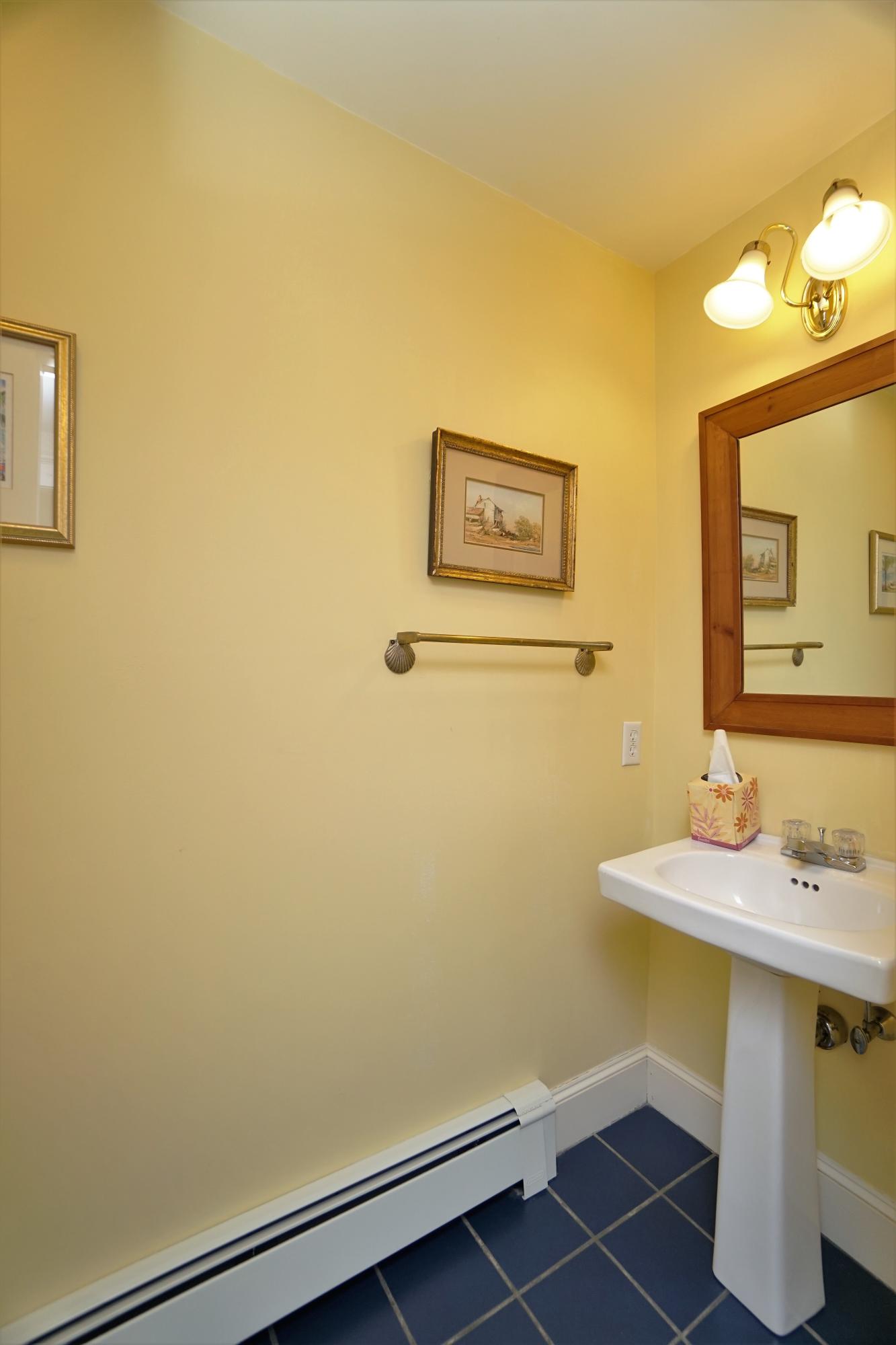 378 Middle Road Falmouth, ME 04105 - Photo 9 of 45 14 (4)