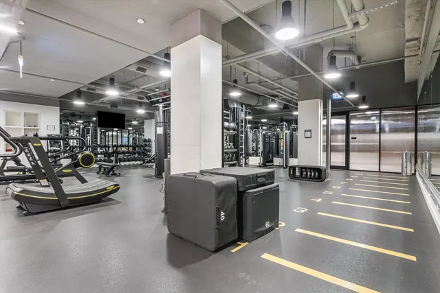 $565,000 | 211 North Harbor Drive, Unit 4107, Chicago, IL 60601