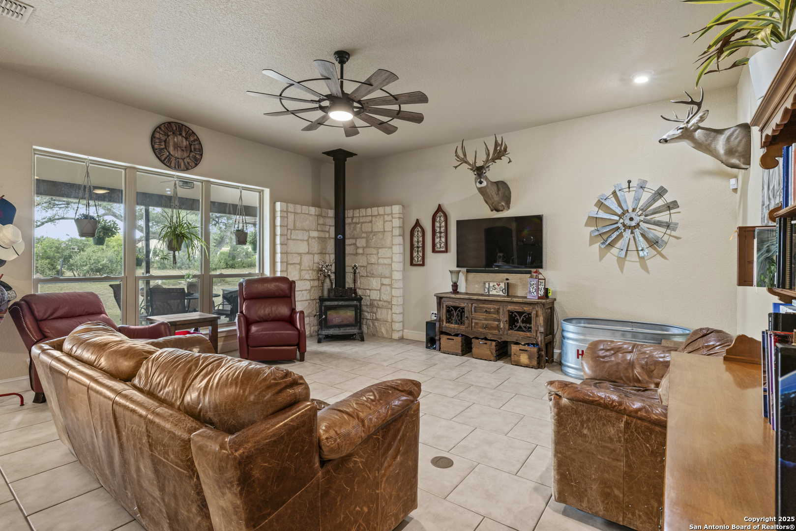 362 Coneflower Drive Spring Branch, TX 78070 - Photo 6 of 50