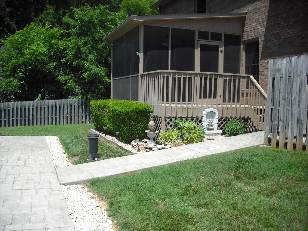 820 Galloping Lane, Unit 2 Powell, TN 37849 - Photo 3 of 32 DSCF0484 (Medium)