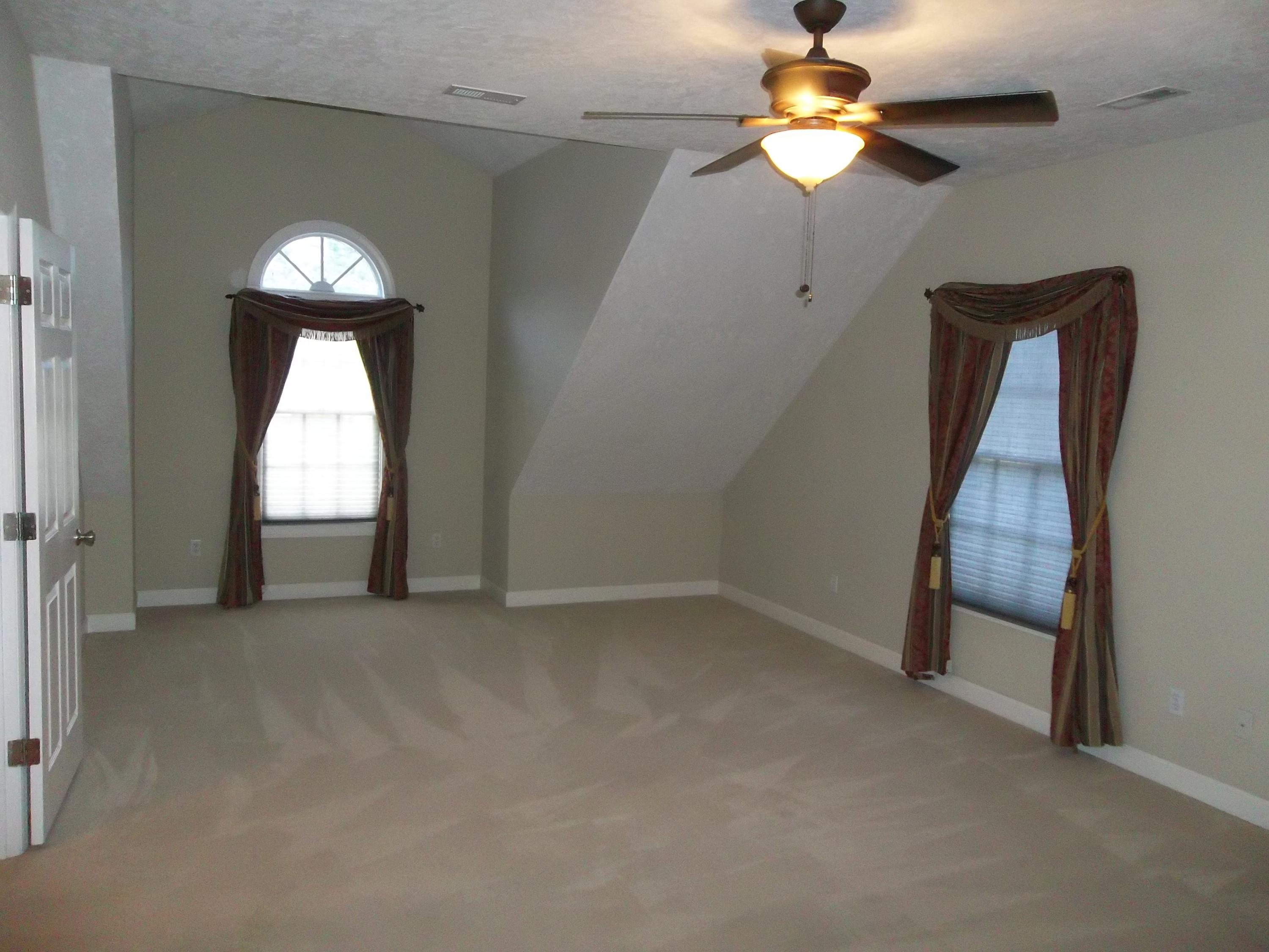 820 Galloping Lane, Unit 2 Powell, TN 37849 - Photo 24 of 32 100_6442