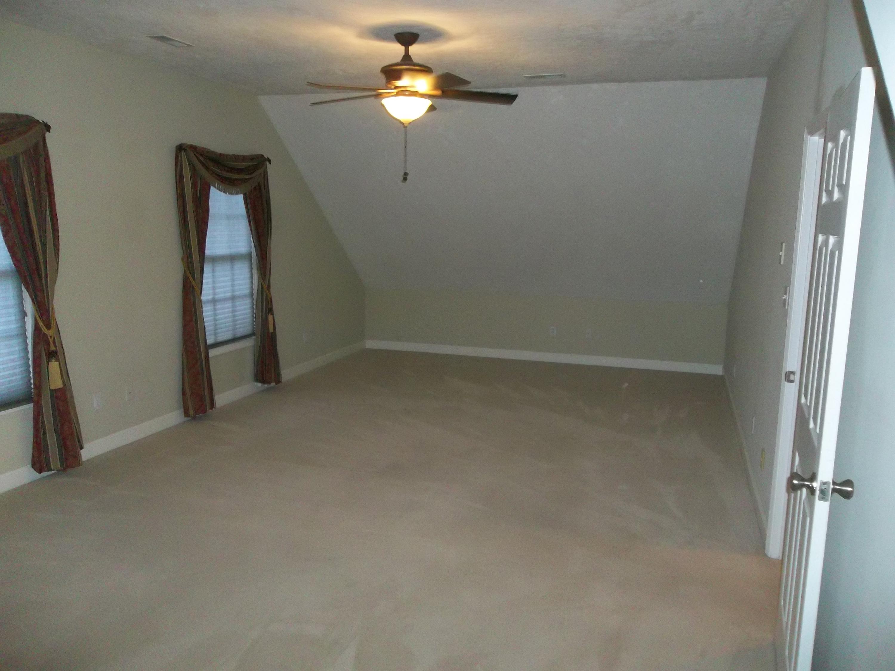 820 Galloping Lane, Unit 2 Powell, TN 37849 - Photo 25 of 32 100_6443