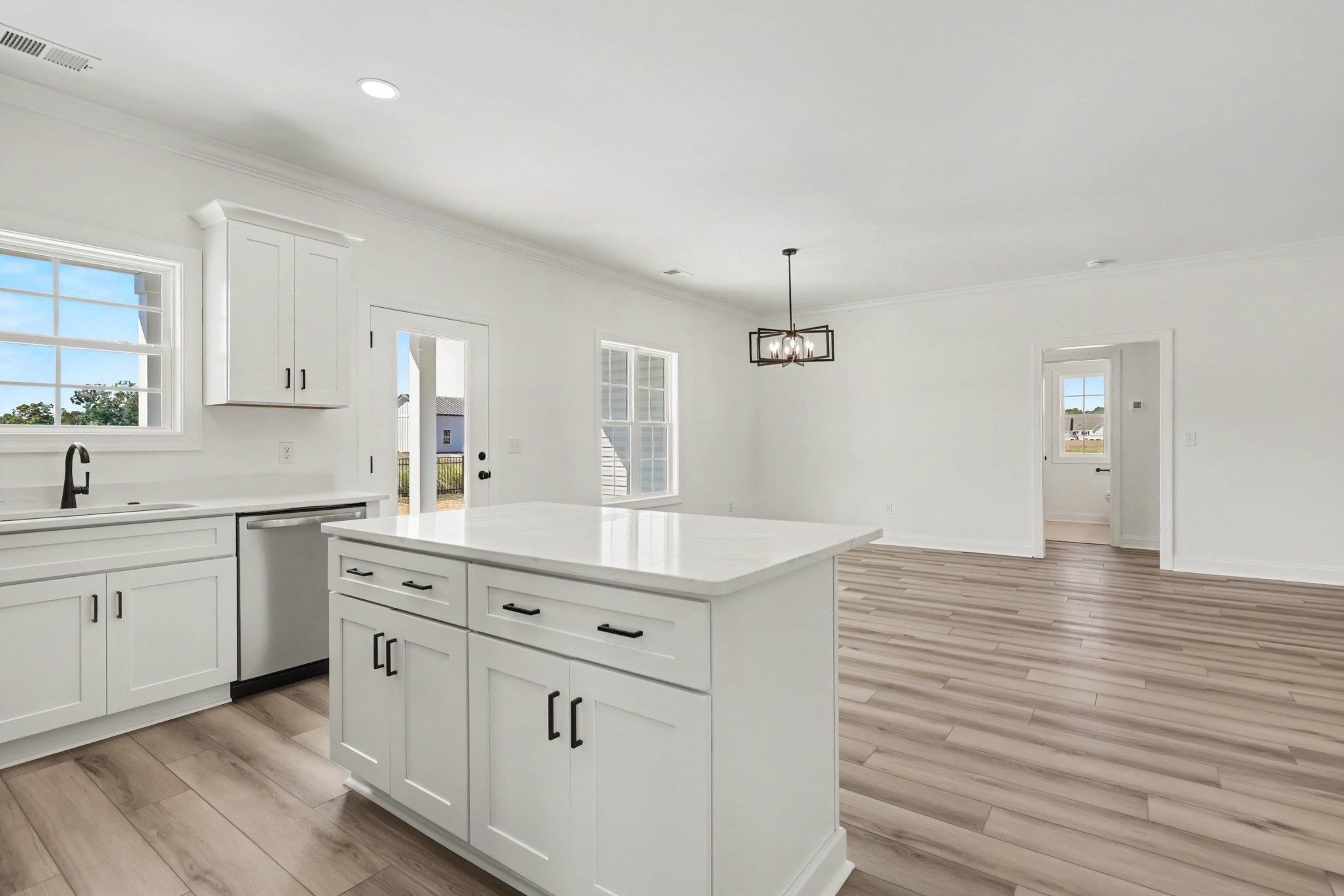 2721 Loop Road Loris, SC 29569 - Photo 8 of 20 Gallery Image 8