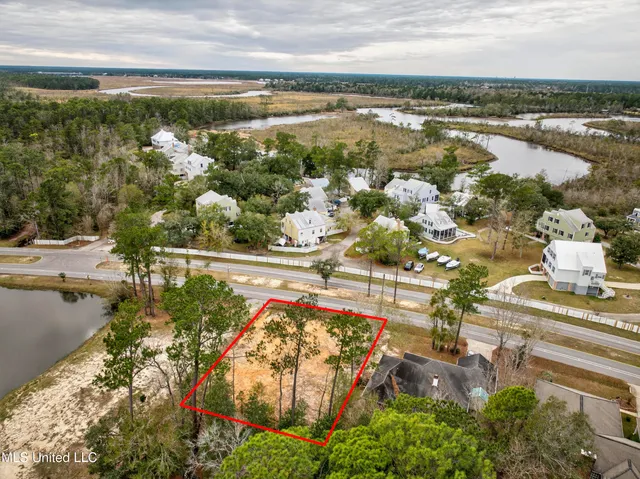 $49,000 | 72699 Diamondhead Drive North, Diamondhead, MS 39525