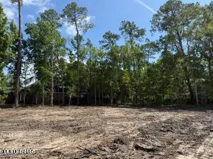 $59,000 | 72699 Diamondhead Drive North, Diamondhead, MS 39525